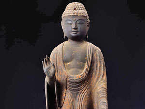 A Standing Bhaisajyaguru (Yakushi Nyorai)