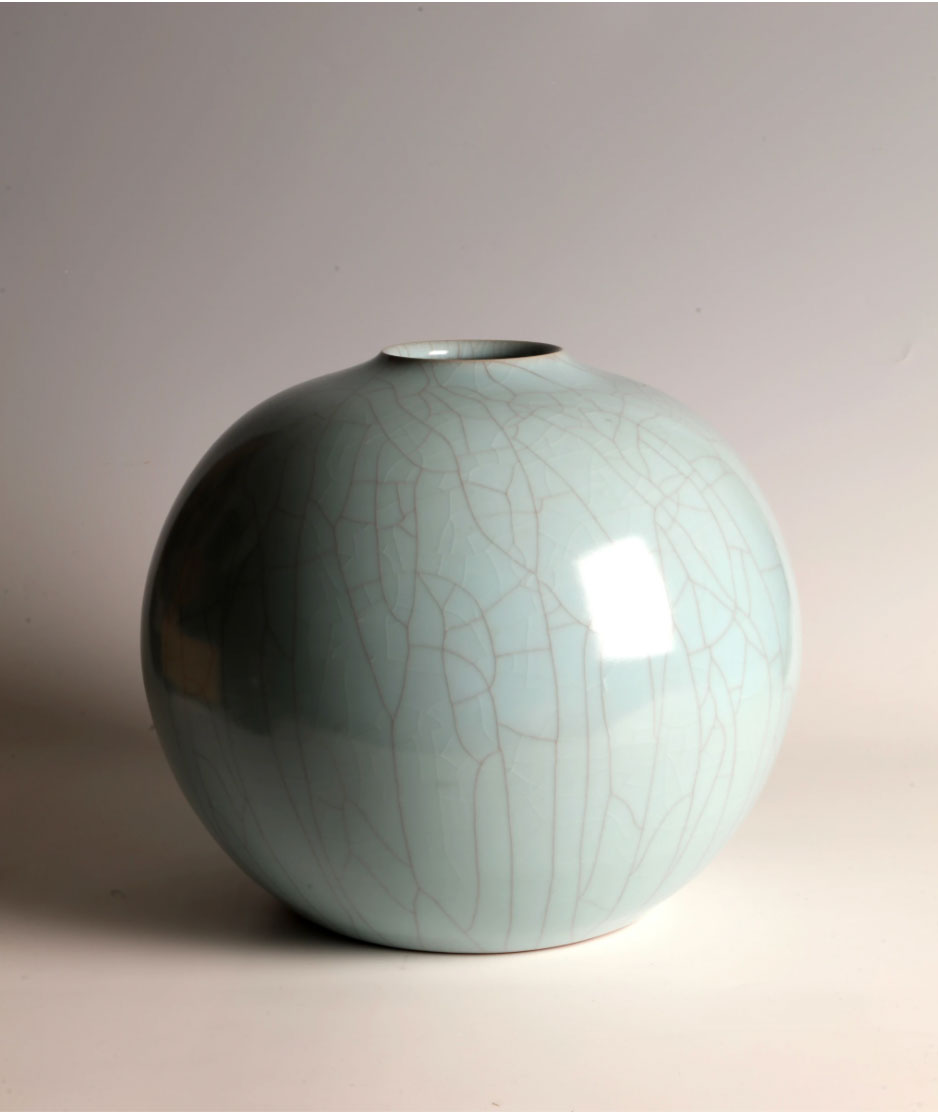 Thomsen_SuzukiVase