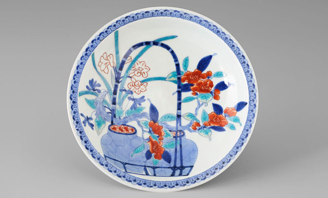 A Dialogue in Clay: Chinese and Japanese Ceramics at Zetterquist Galleries
