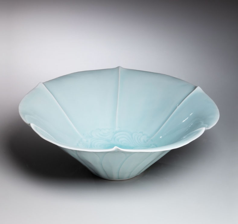 Tsukamoto Kaiji Lotus-form bowl